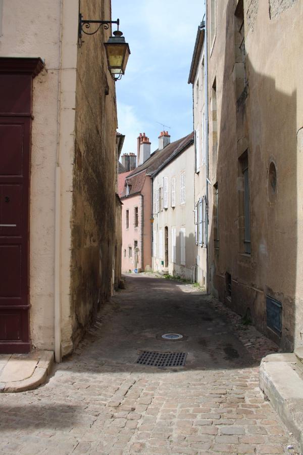 Le Boudoir D'Artiste Bed & Breakfast Semur-en-Auxois Exterior photo